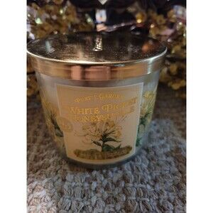 White Picket Honeysuckle - Goose Creek 3-wick Candle